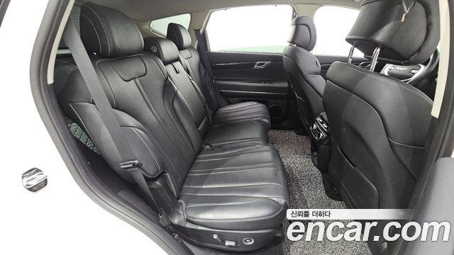 Genesis GV80 2020 — photo 12