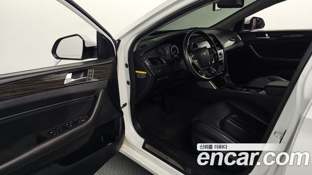 Hyundai Sonata 2015 — photo 13