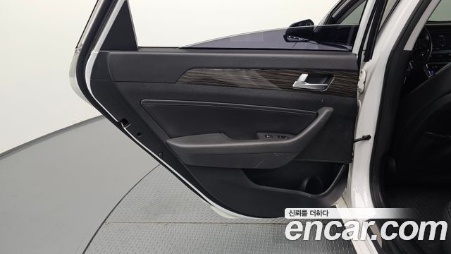 Hyundai Sonata 2015 — photo 15