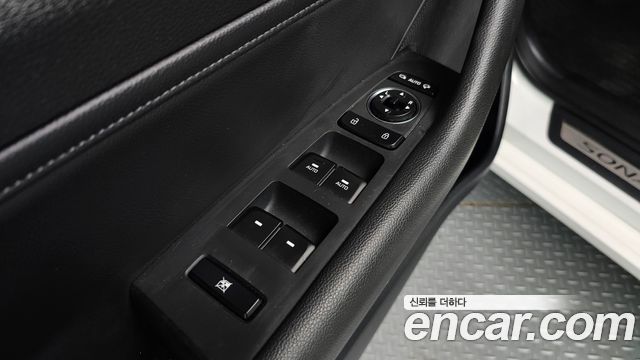 Hyundai Sonata 2015 — photo 28