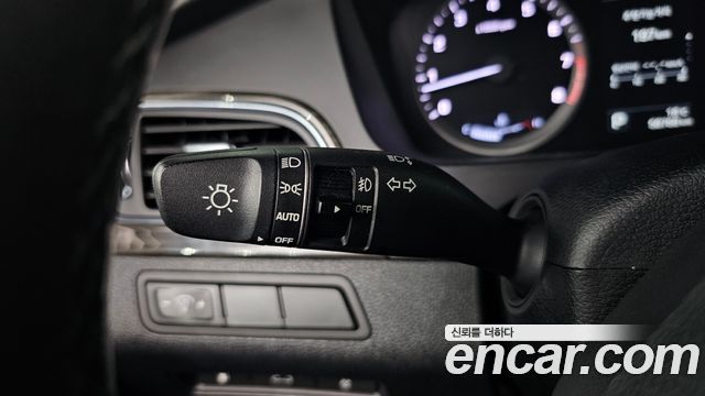 Hyundai Sonata 2015 — photo 31
