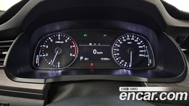 Kia K7 2020 — photo 8