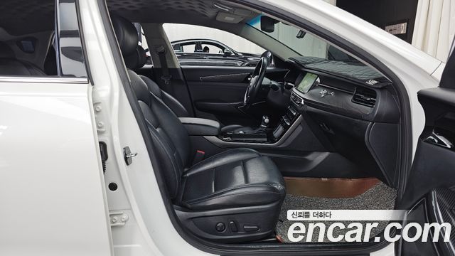 Kia K7 2020 — photo 11