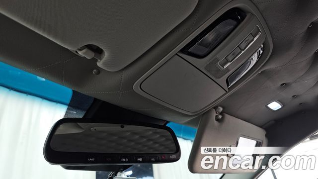 Kia K7 2020 — photo 17