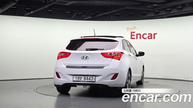 Hyundai i30 2014 — photo 4