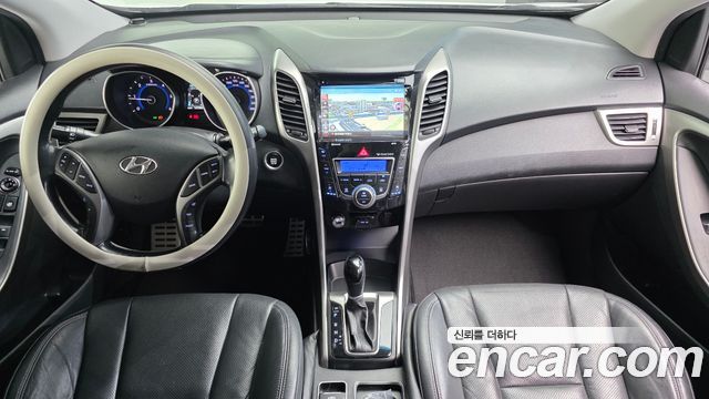 Hyundai i30 2014 — photo 7