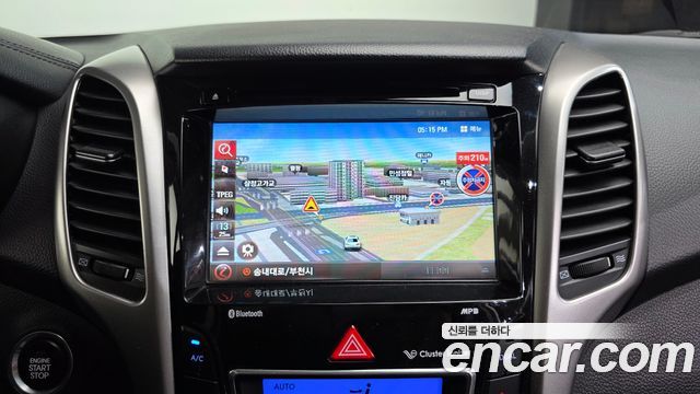Hyundai i30 2014 — photo 18