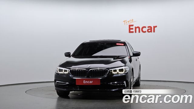 BMW 5-Series 2020 — photo 3