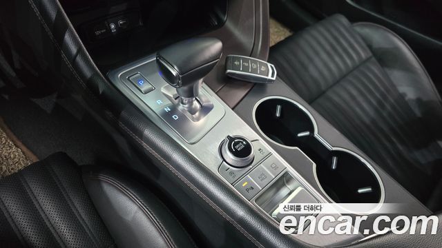 Genesis G70 2019 — photo 12