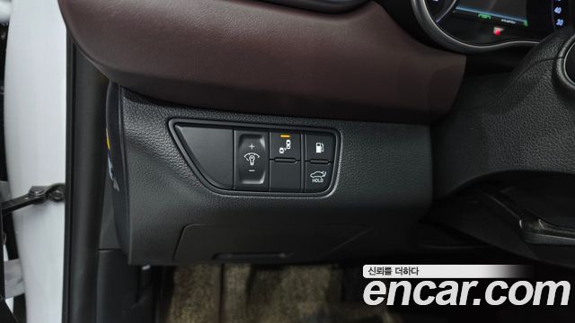 Genesis G70 2019 — photo 22