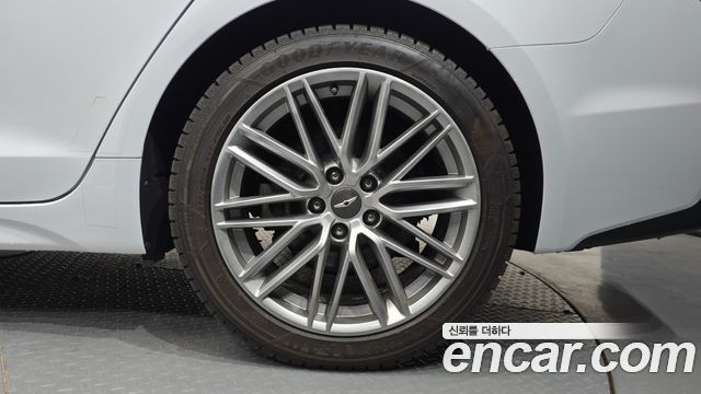 Genesis G70 2019 — photo 7