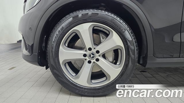 Mercedes-Benz GLC-Class 2018 — photo 5
