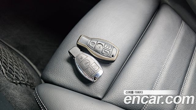 Mercedes-Benz GLC-Class 2018 — photo 21