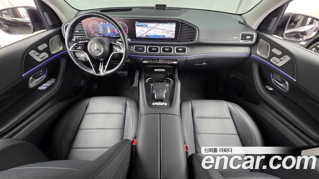 Mercedes-Benz GLE-Class 2023 — photo 10