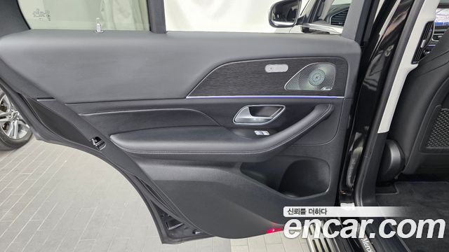 Mercedes-Benz GLE-Class 2023 — photo 15