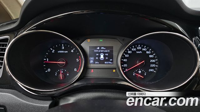 Kia Canival 2019 — photo 11