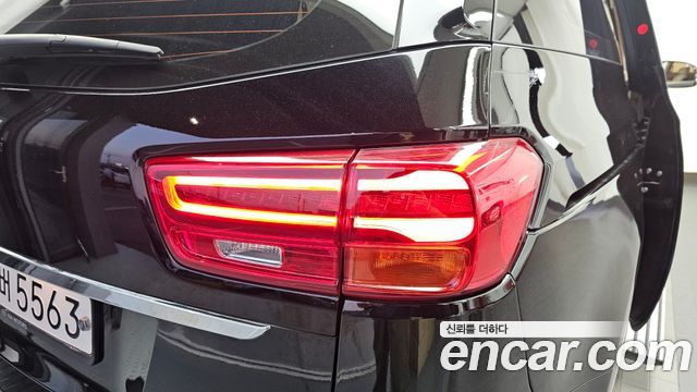 Kia Canival 2019 — photo 9