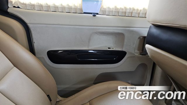Kia Canival 2019 — photo 15