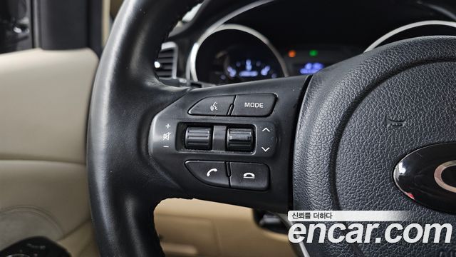 Kia Canival 2019 — photo 27