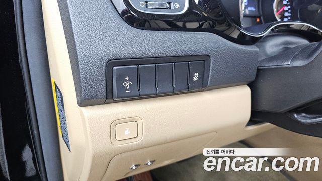 Kia Canival 2019 — photo 30