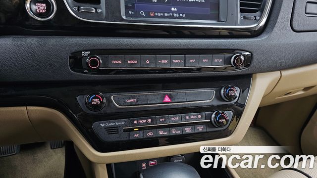 Kia Canival 2019 — photo 32