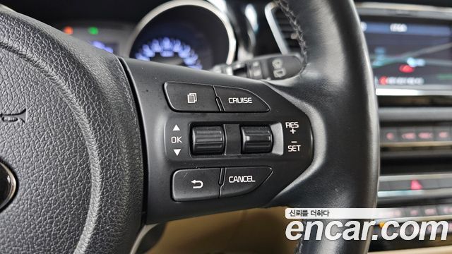 Kia Canival 2019 — photo 33