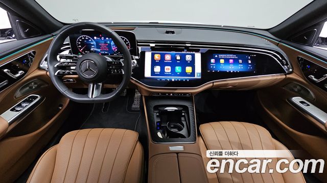 Mercedes-Benz E-Class 2025 — photo 10