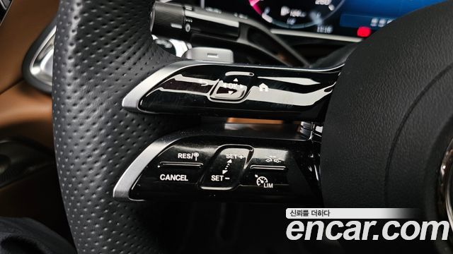 Mercedes-Benz E-Class 2025 — photo 38
