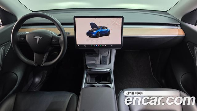 Tesla Model Y 2022 — photo 10