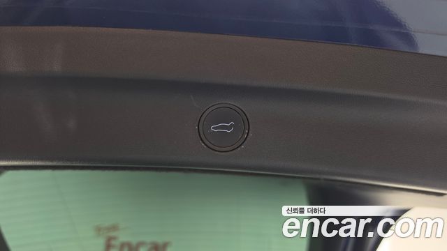 Tesla Model Y 2022 — photo 23