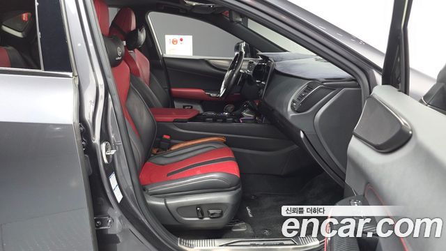 Lexus NX 2022 — photo 11