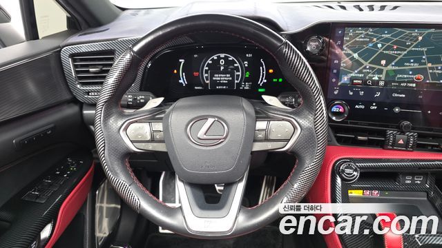 Lexus NX 2022 — photo 13