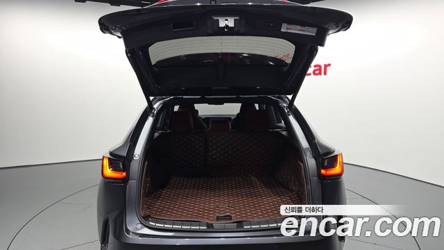 Lexus NX 2022 — photo 20