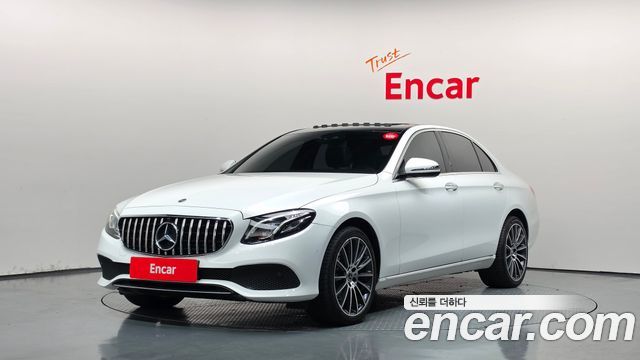 Mercedes-Benz E-Class 2018 — photo 1
