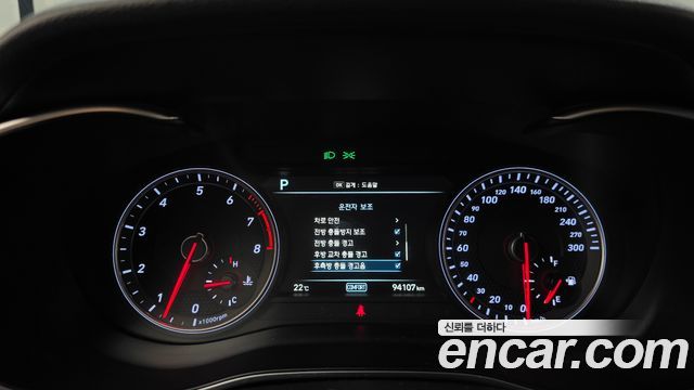 Genesis G70 2018 — photo 11