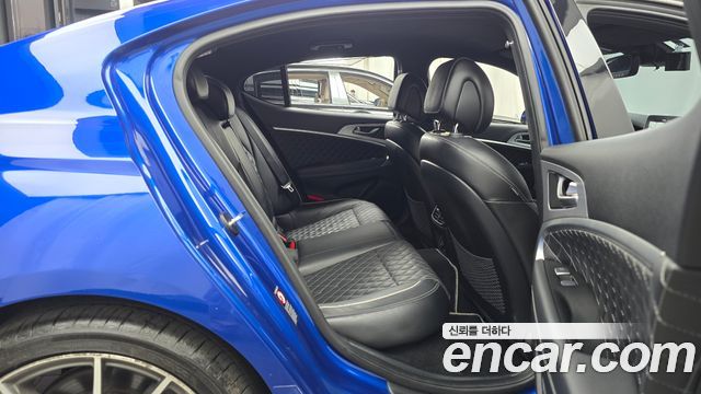 Genesis G70 2018 — photo 17