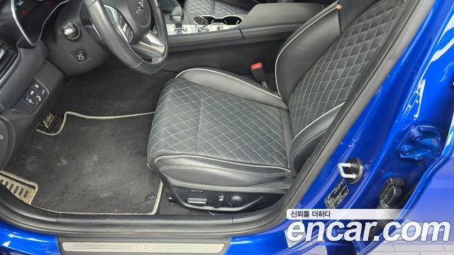 Genesis G70 2018 — photo 23