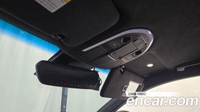 Genesis G70 2018 — photo 24