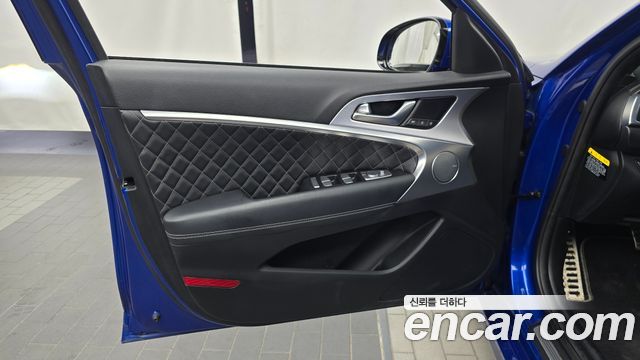 Genesis G70 2018 — photo 14