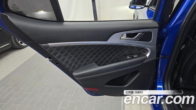 Genesis G70 2018 — photo 15