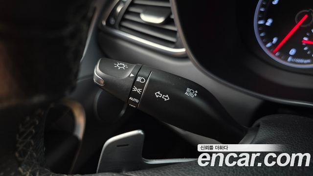 Genesis G70 2018 — photo 29