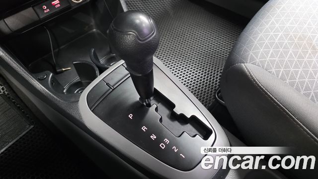 Kia morning 2018 — photo 12