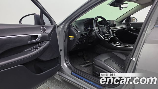 Hyundai Sonata 2020 — photo 16