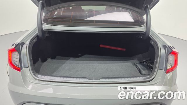 Hyundai Sonata 2020 — photo 31