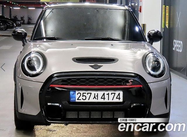 Mini Cooper 2023 — photo 2