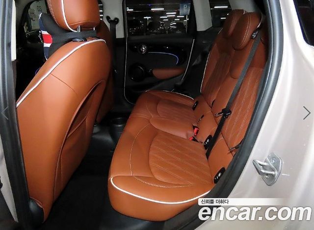 Mini Cooper 2023 — photo 7