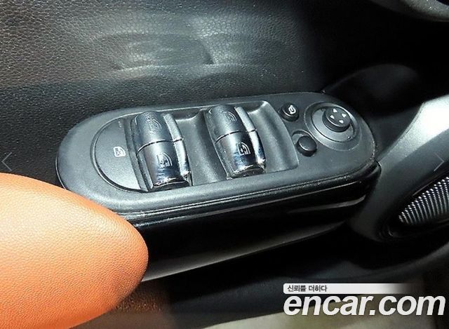 Mini Cooper 2023 — photo 13