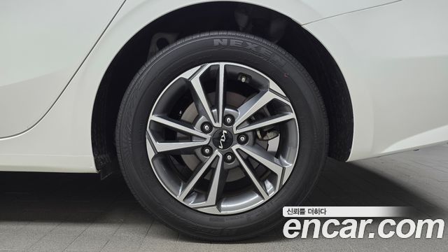 Kia K3 2022 — photo 7
