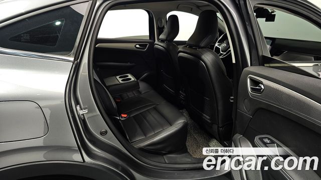 Renault Korea XM3 2023 — photo 18