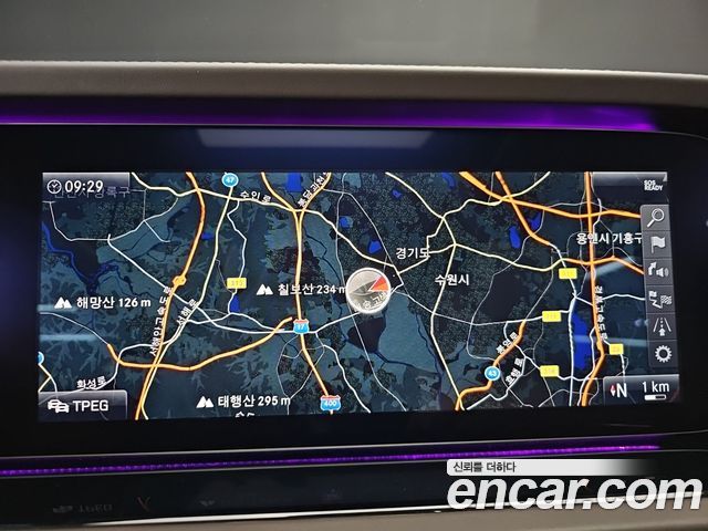 Mercedes-Benz G-Class 2024 — photo 13